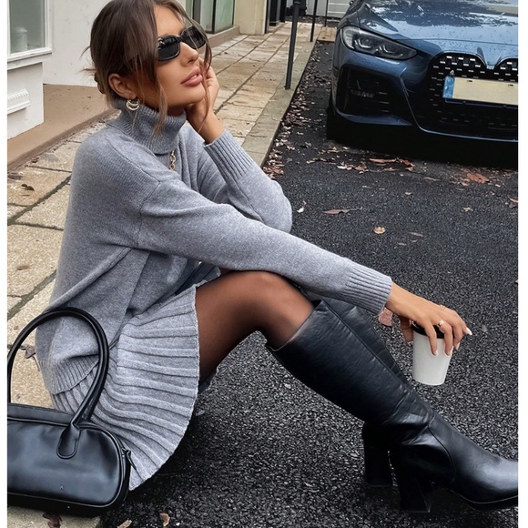 Grey Knit 2 Piece Set Turtleneck Sweater And Pleated Mini Skirt - Picture 1 of 11